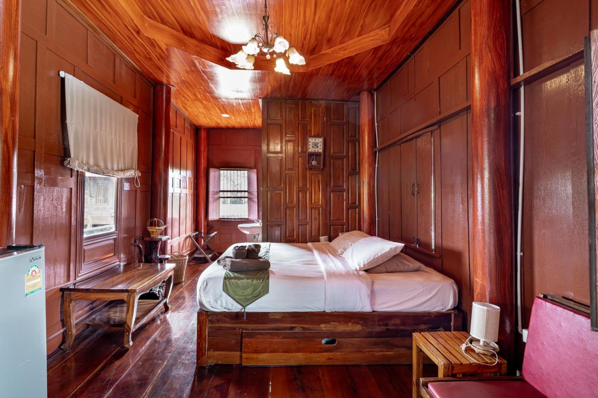 Athithara Homestay Ayutthaya Exteriér fotografie
