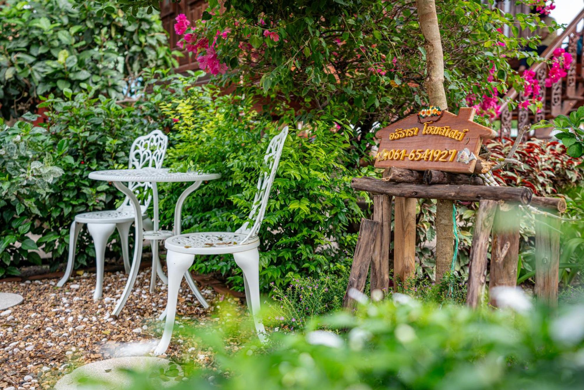 Athithara Homestay Ayutthaya Exteriér fotografie